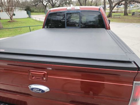 Used 2014 Ford F150 FX4 w/ Equipment Group 402A Luxury image 10