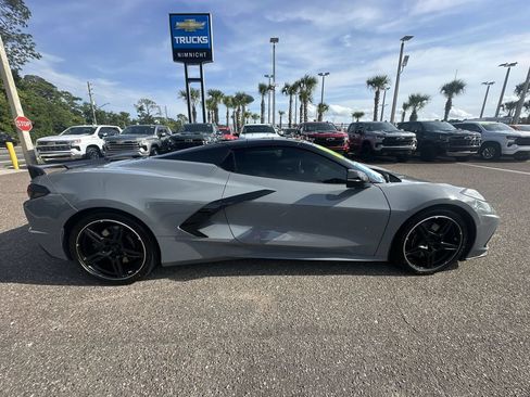 Used 2024 Chevrolet Corvette Stingray Premium Conv w/ Z51 Performance Package RWD image 17