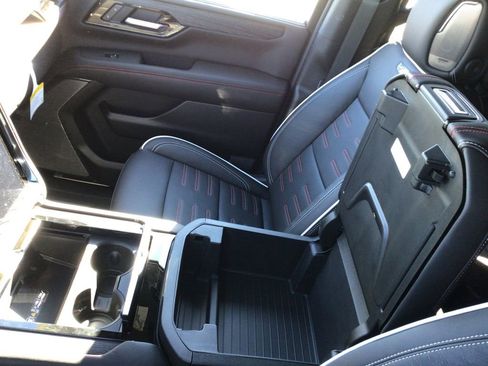 New 2026 GMC Yukon AT4 Ultimate w/ LPO, Illumination Package image 21