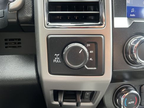 Used 2021 Ford F250 Lariat AWD/4WD image 24