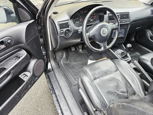Used 2006 Volkswagen GTI FWD image 9
