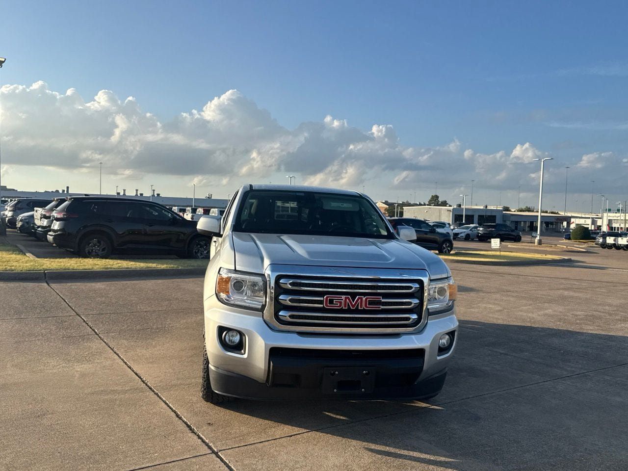 Used 2018 GMC Canyon SLE w/ SLE Convenience Package RWD image 5