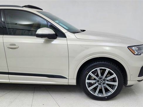 Used 2023 Audi Q7 2.0T Premium Plus w/ Premium Plus Package image 7