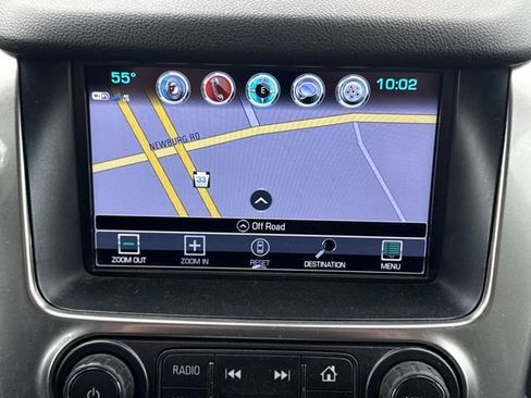 Used 2020 Chevrolet Suburban Premier AWD/4WD image 32