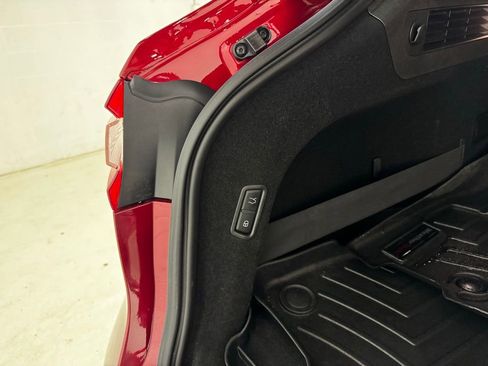 Used 2020 Maserati Levante GranLusso image 38