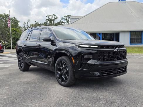 New 2026 Chevrolet Traverse RS w/ LPO, Floor Liner Package FWD image 7
