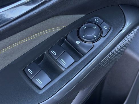 Used 2025 Chevrolet Trax ACTIV w/ Driver Confidence Package image 22