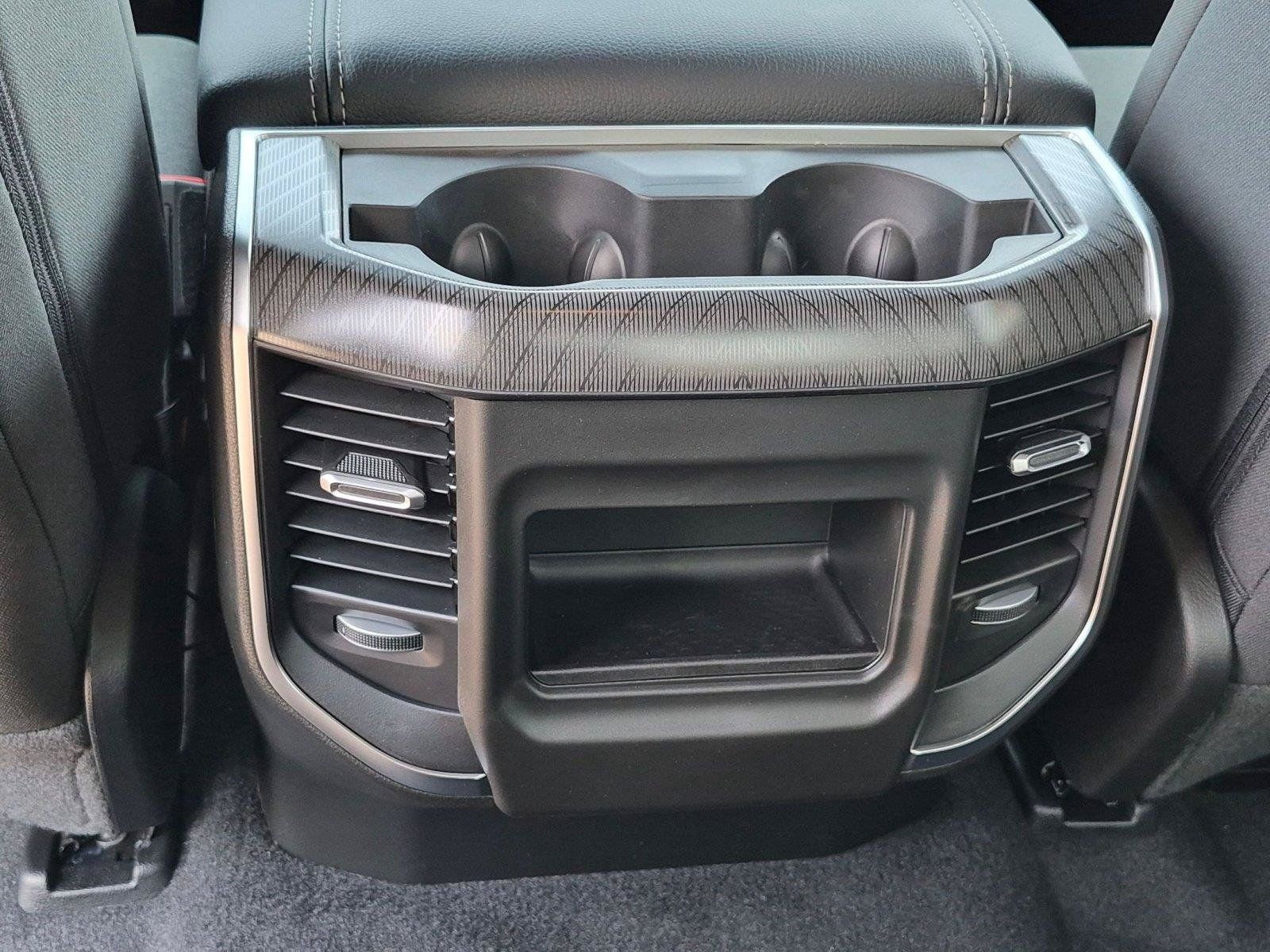 New 2026 RAM 1500 Express AWD/4WD image 30