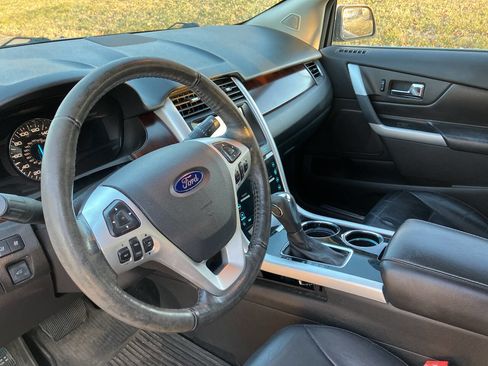 Used 2013 Ford Edge Limited image 11
