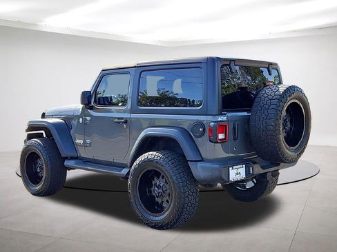 Used 2019 Jeep Wrangler Sport AWD/4WD image 5