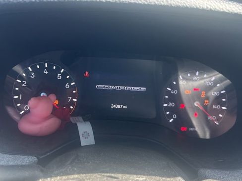 Used 2025 Jeep Compass Sport image 12