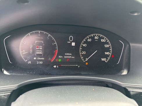 Used 2023 Honda Civic Sport image 2