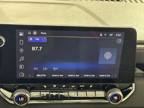 Used 2023 Chevrolet Colorado Z71 w/ Z71 Convenience Package 2 image 18