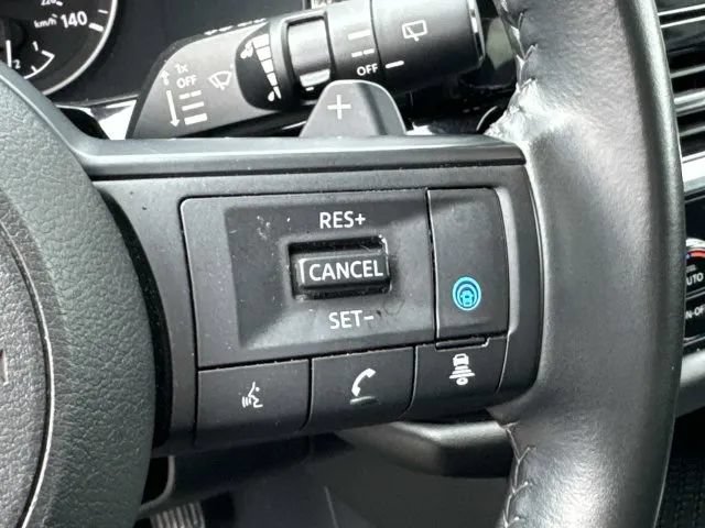 Certified 2025 Nissan Pathfinder SV AWD/4WD image 36