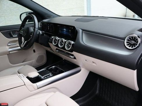 Used 2023 Mercedes-Benz GLA 250 4MATIC image 35