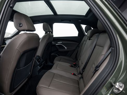 New 2025 Audi Q5 Premium image 14