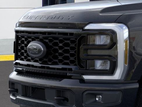 New 2026 Ford F350 Lariat w/ Black Appearance Package image 20