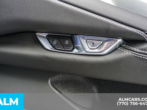 Used 2025 Chevrolet Corvette Z06 image 41