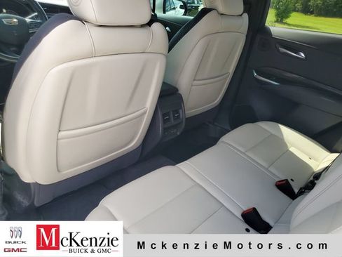 Used 2022 Cadillac XT4 Sport w/ Comfort Package FWD image 22