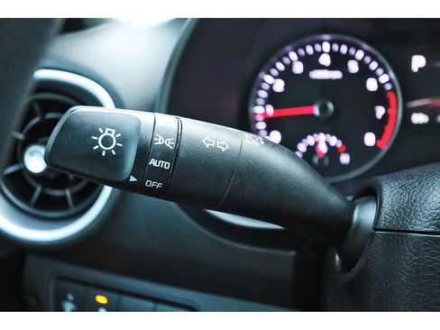 Used 2024 Kia Forte LXS w/ LXS Technology Package FWD image 19