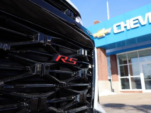 New 2026 Chevrolet Traverse RS w/ LPO, Floor Liner Package image 7