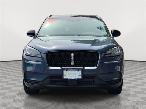 Used 2022 Lincoln Corsair AWD w/ Premium Package image 2