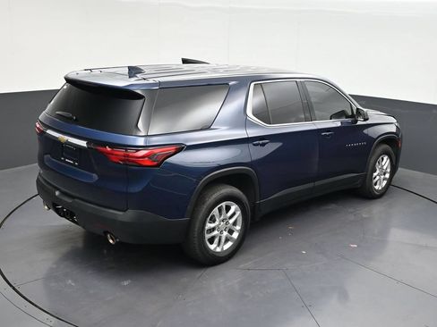 Used 2023 Chevrolet Traverse LS FWD image 21