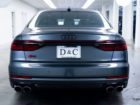 Used 2025 Audi S8 image 5