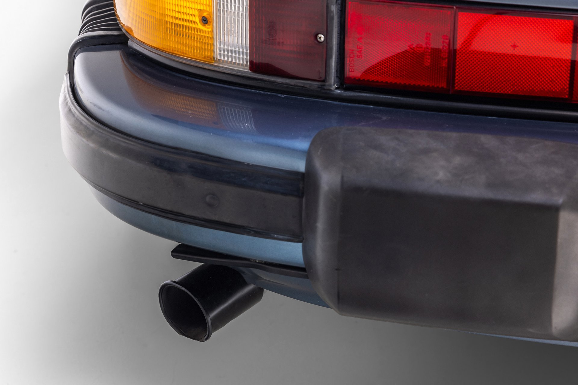 Used 1987 Porsche 911 Carrera RWD image 26