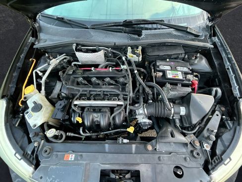 Used 2010 Ford Focus S FWD image 24