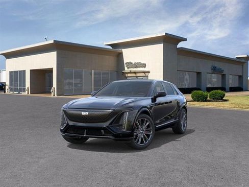New 2026 Cadillac Lyriq V w/ LPO, Floor Liner Package image 8