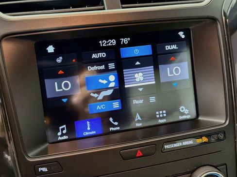 Used 2019 Ford Explorer XLT w/ Equipment Group 202A AWD/4WD image 22