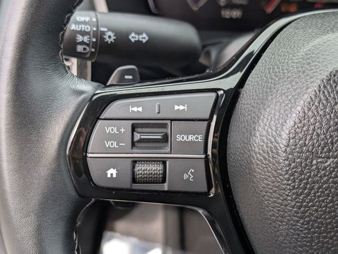 Used 2025 Honda Civic Sport image 17