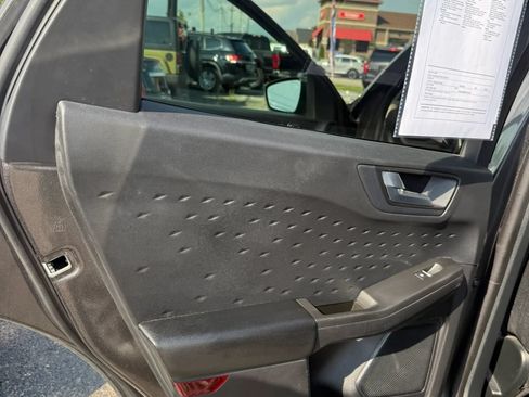 Used 2020 Ford Escape SEL AWD/4WD image 15