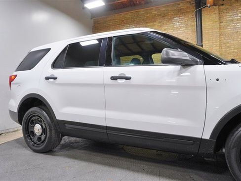 Used 2017 Ford Explorer 4WD Police Interceptor image 9