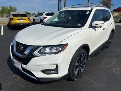 Used 2019 Nissan Rogue SL w/ Premium Package