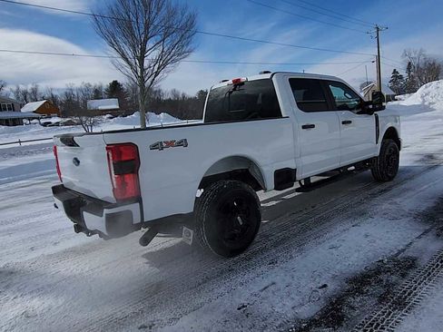 Used 2025 Ford F250 XL w/ STX Appearance Package image 8