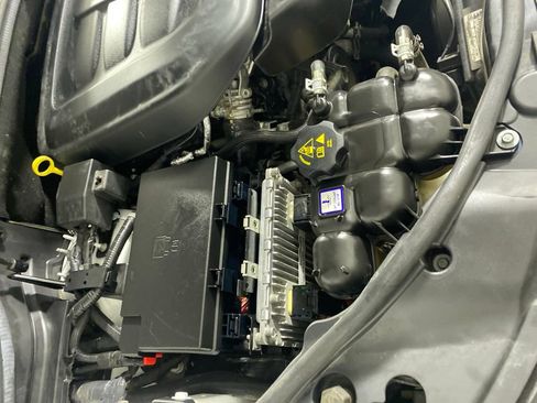 Used 2018 Jeep Grand Cherokee Limited AWD/4WD image 30