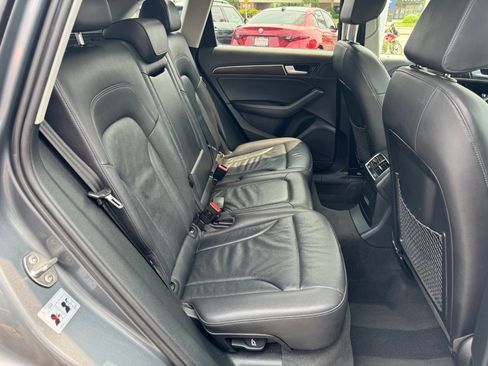 Used 2015 Audi Q5 2.0T Premium Plus w/ Technology Package image 13