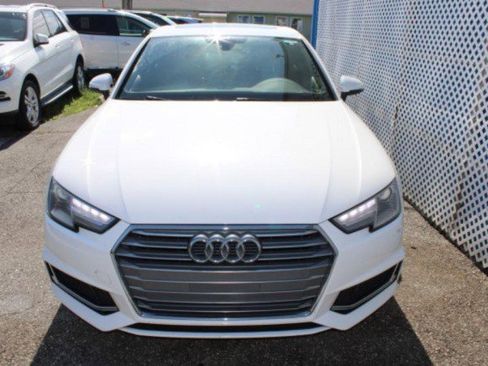 Used 2019 Audi A4 2.0T Premium w/ Convenience Package image 3