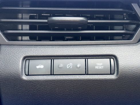 Certified 2024 Nissan Altima 2.5 SR w/ SR Premium Package FWD image 28