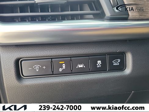Certified 2022 Kia Telluride SX w/ Towing Package FWD image 25