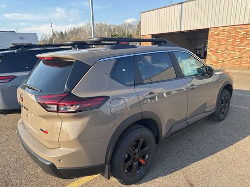 New 2026 Nissan Rogue SV AWD/4WD image 11