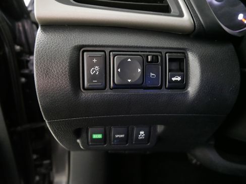 Used 2013 Nissan Sentra S image 26