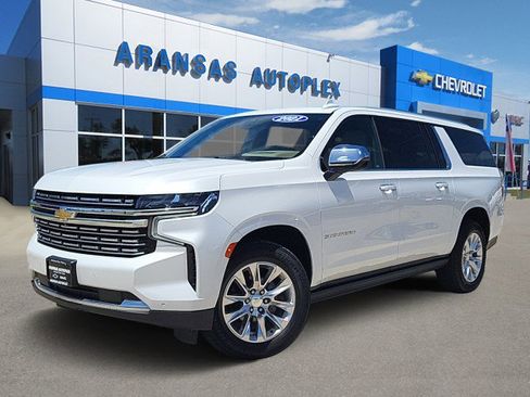 Used 2021 Chevrolet Suburban Premier image 1