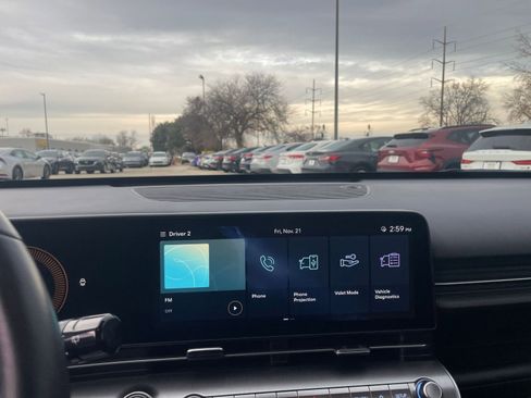 Used 2025 Hyundai Kona SEL image 18