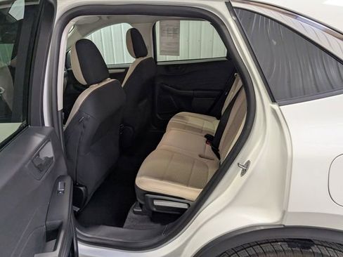 Used 2022 Ford Escape SE w/ Convenience Package image 9