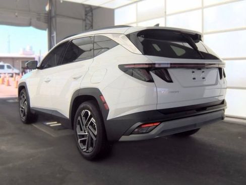Used 2025 Hyundai Tucson Limited FWD image 4