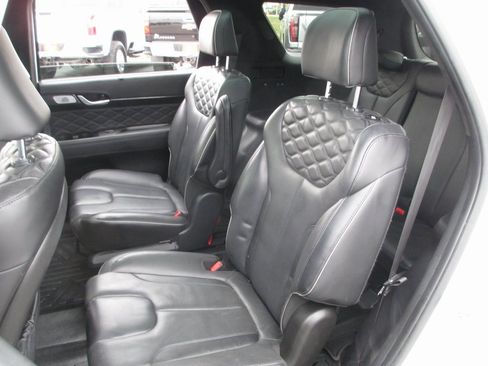 Used 2021 Hyundai Palisade Calligraphy image 17