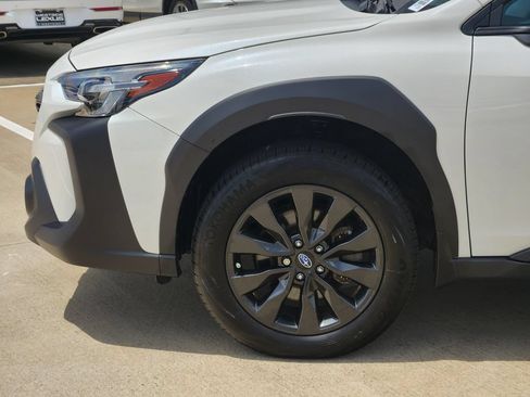 Used 2025 Subaru Outback Onyx Edition AWD/4WD image 8